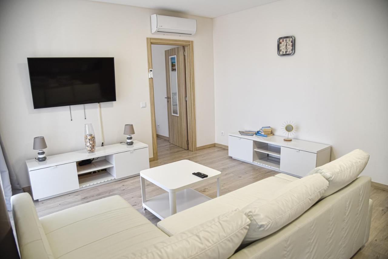 Apartamento Elegante Com Garagem E Piscina Na Praia Da Rocha Portimão Eksteriør bilde