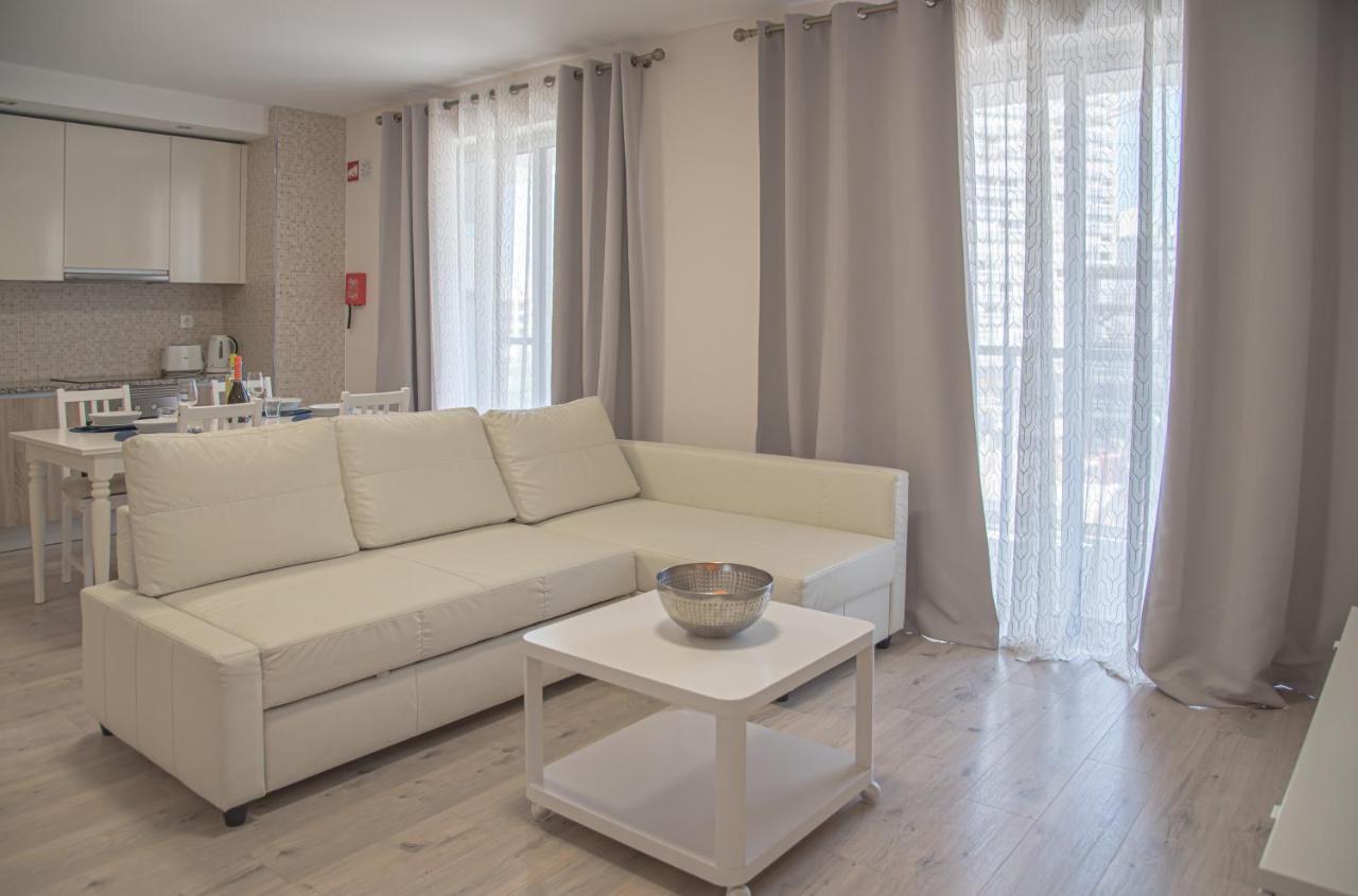 Apartamento Elegante Com Garagem E Piscina Na Praia Da Rocha Portimão Eksteriør bilde