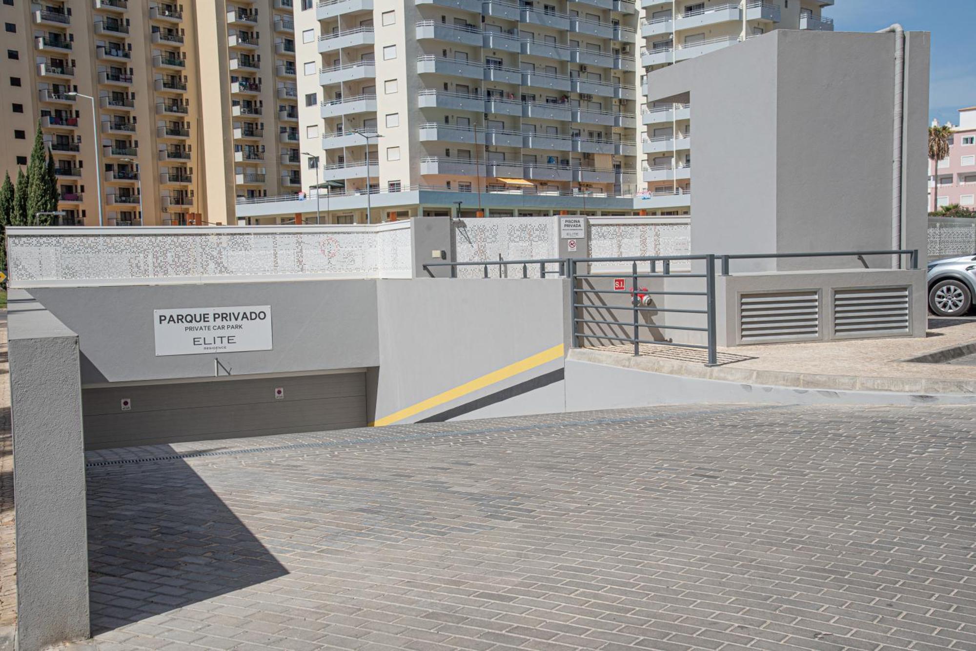 Apartamento Elegante Com Garagem E Piscina Na Praia Da Rocha Portimão Eksteriør bilde